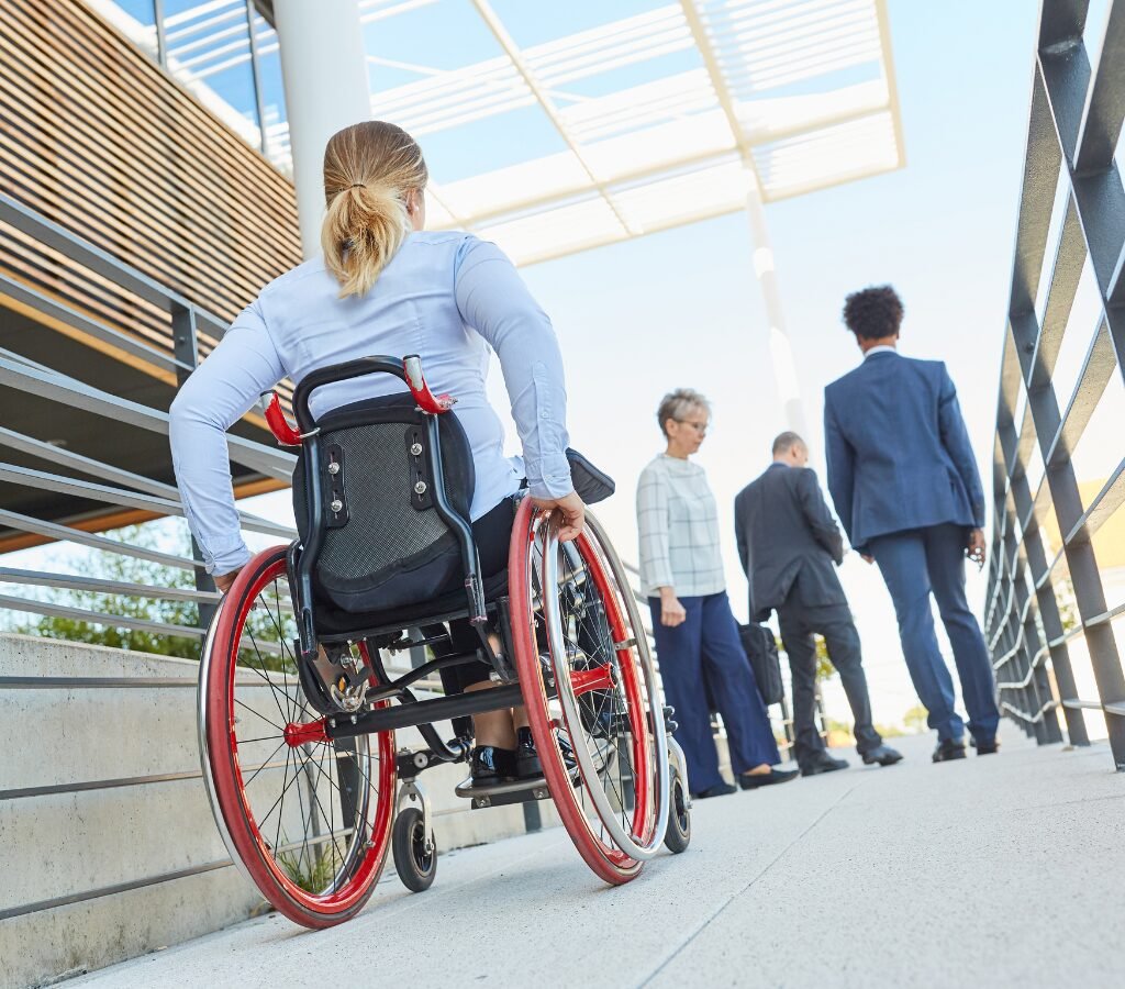 Acessibilidade Empresarial: como evitar perder clientes com arquitetura inclusiva